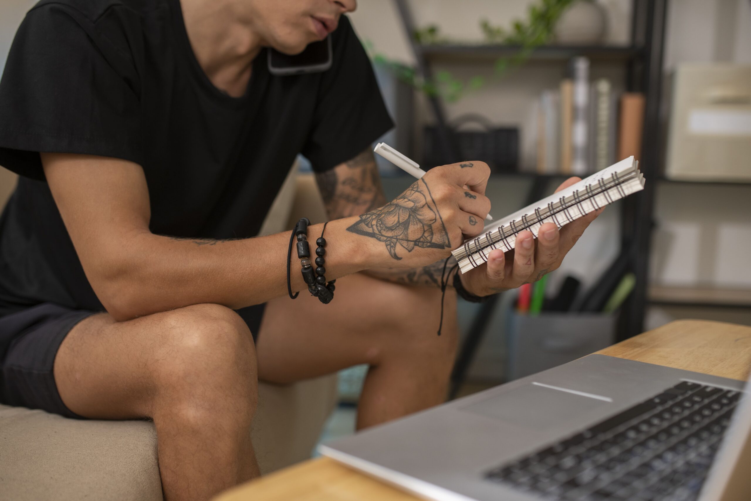 You are currently viewing Temporary Tattoos: Everything You Need to Know Before Ordering Custom Designs
